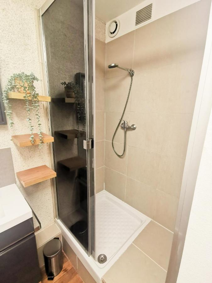 Loft Atypique Au Calme Avec Cour Privative Apartment Bourges Exterior photo