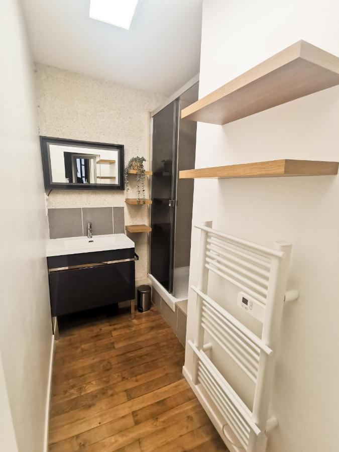 Loft Atypique Au Calme Avec Cour Privative Apartment Bourges Exterior photo