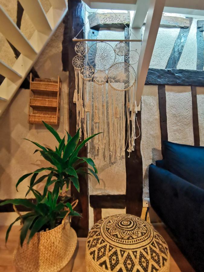 Loft Atypique Au Calme Avec Cour Privative Apartment Bourges Exterior photo